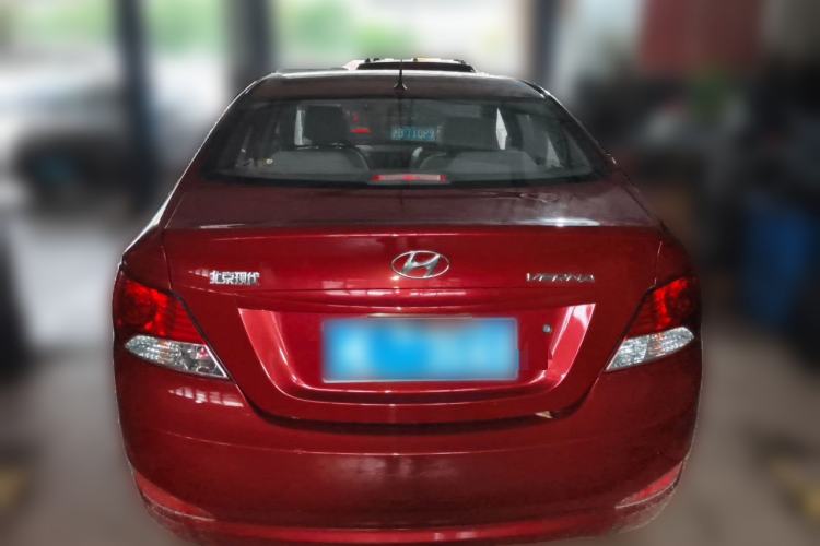 Used Hyundai Verna (older generation) 2010 Sedan 1.4L Manual Comfort GS Rear