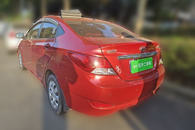 Used Hyundai Verna (older generation) 2010 Sedan 1.4L Manual Comfort GS Rear Left 45 Deg