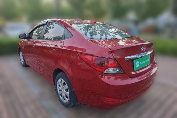 Used Hyundai Verna (older generation) 2010 Sedan 1.4L Manual Comfort GS Rear Left 45 Deg