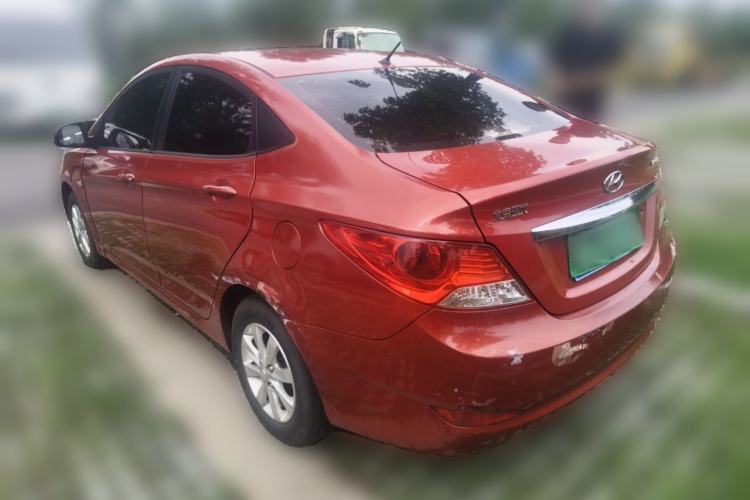 Used Hyundai Verna (older generation) 2010 Sedan 1.4L Manual Comfort GS Rear Left 45 Deg