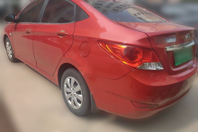 Used Hyundai Verna (older generation) 2010 Sedan 1.4L Manual Comfort GS Rear Left 45 Deg