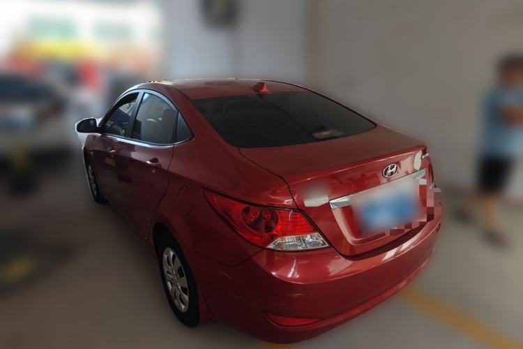 Used Hyundai Verna (older generation) 2010 Sedan 1.4L Manual Comfort GS Rear Left 45 Deg