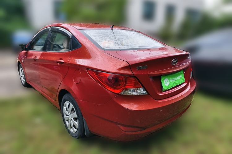Used Hyundai Verna (older generation) 2010 Sedan 1.4L Manual Comfort GS Rear Left 45 Deg