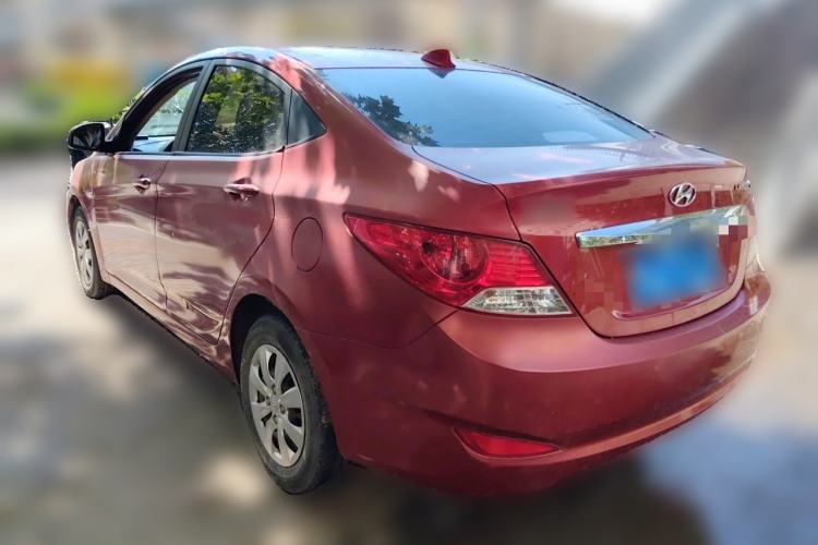 Used Hyundai Verna (older generation) 2010 Sedan 1.4L Manual Comfort GS Rear Left 45 Deg