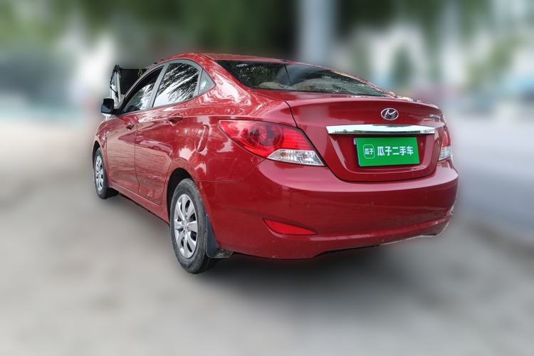 Used Hyundai Verna (older generation) 2010 Sedan 1.4L Manual Comfort GS Rear Left 45 Deg
