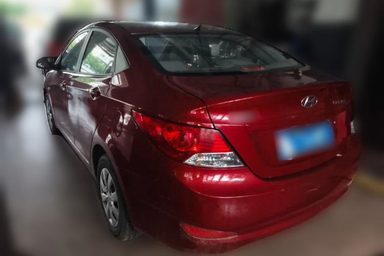 Used Hyundai Verna (older generation) 2010 Sedan 1.4L Manual Comfort GS Rear Left 45 Deg