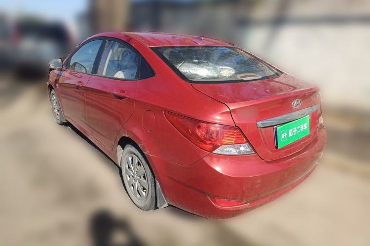 Used Hyundai Verna (older generation) 2010 Sedan 1.4L Manual Comfort GS Rear Left 45 Deg