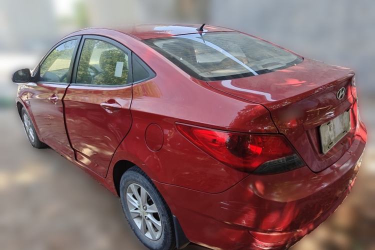Used Hyundai Verna (older generation) 2010 Sedan 1.4L Manual Standard GL Model Rear Left 45 Deg
