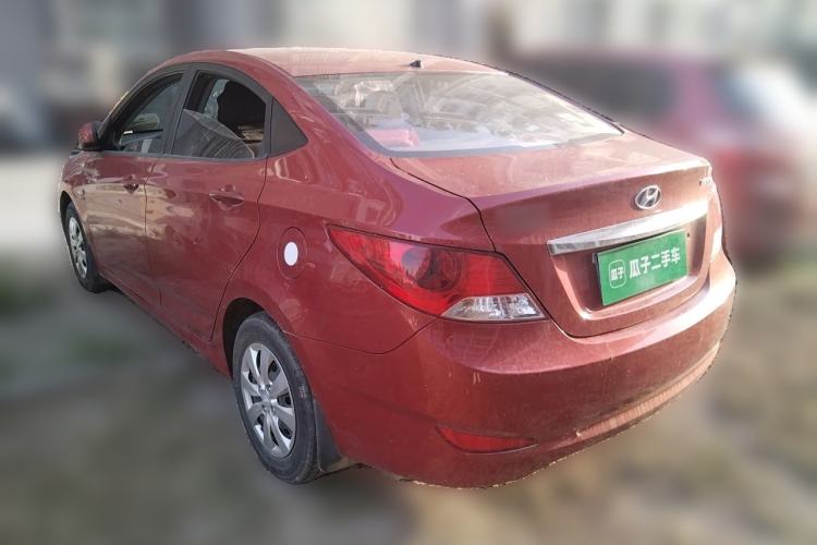 Used Hyundai Verna (older generation) 2010 Sedan 1.4L Manual Comfort GS Rear Left 45 Deg