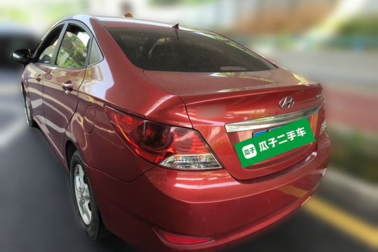 Used Hyundai Verna (older generation) 2010 Sedan 1.4L Manual Comfort GS Rear Left 45 Deg