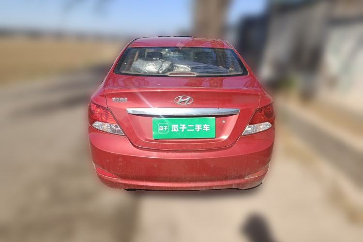 Used Hyundai Verna (older generation) 2010 Sedan 1.4L Manual Comfort GS Rear