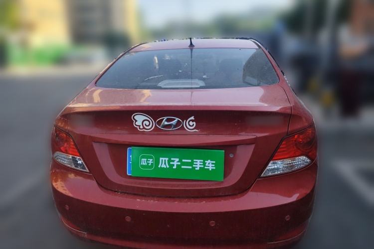 Used Hyundai Verna (older generation) 2010 Sedan 1.4L Manual Comfort GS Rear