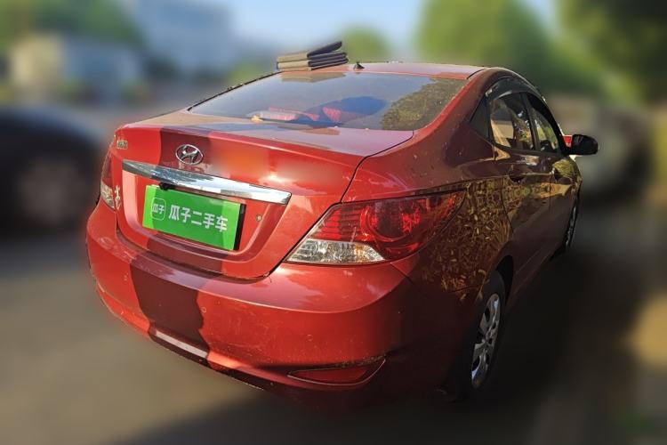 Used Hyundai Verna (older generation) 2010 Sedan 1.4L Manual Comfort GS Rear Right 45 Deg