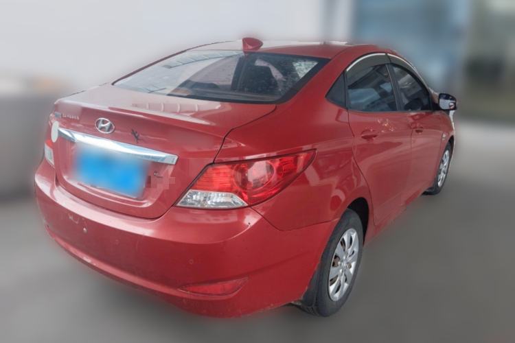 Used Hyundai Verna (older generation) 2010 Sedan 1.4L Manual Comfort GS Rear Right 45 Deg