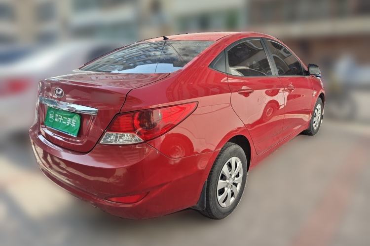 Used Hyundai Verna (older generation) 2010 Sedan 1.4L Manual Comfort GS Rear Right 45 Deg
