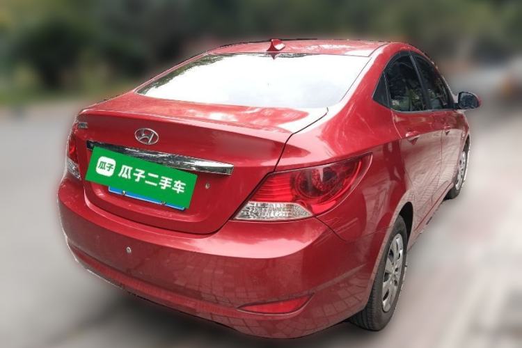 Used Hyundai Verna (older generation) 2010 Sedan 1.4L Automatic Comfort Model GS Rear Right 45 Deg