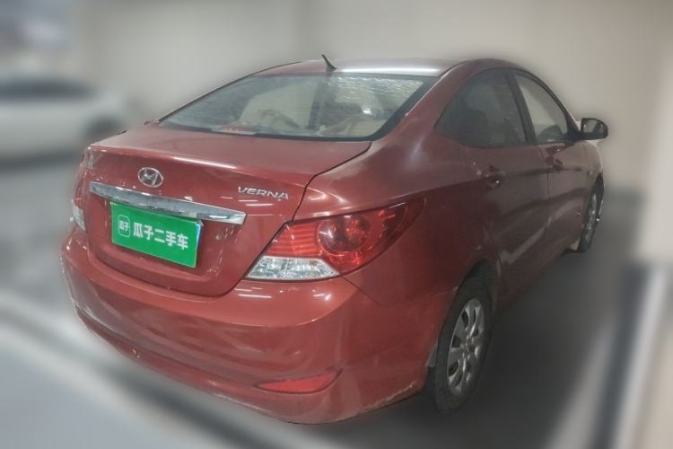 Used Hyundai Verna (older generation) 2010 Sedan 1.4L Manual Comfort GS Rear Right 45 Deg