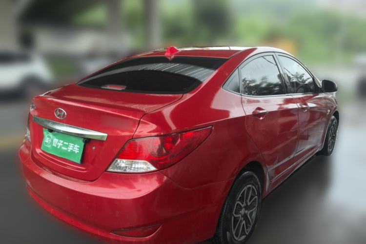Used Hyundai Verna (older generation) 2010 Sedan 1.4L Manual Comfort GS Rear Right 45 Deg