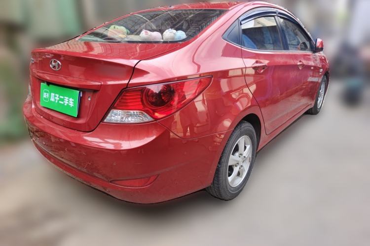 Used Hyundai Verna (older generation) 2010 Sedan 1.4L Automatic Fashionable GT Model Rear Right 45 Deg