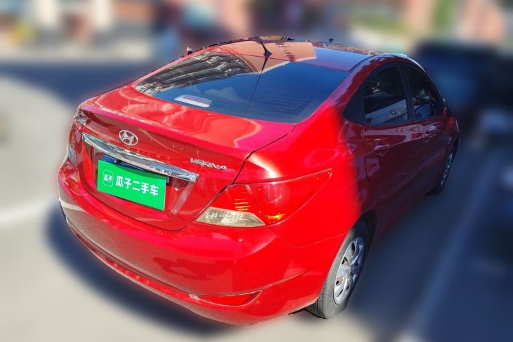 Used Hyundai Verna (older generation) 2010 Sedan 1.4L Manual Comfort GS Rear Right 45 Deg