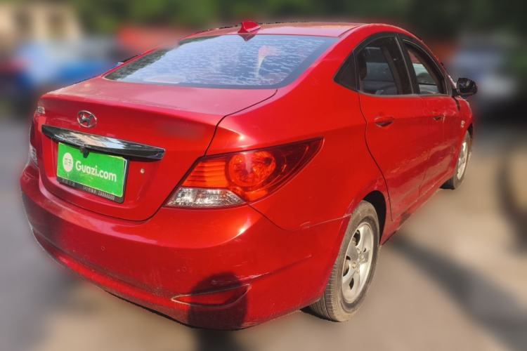 Used Hyundai Verna (older generation) 2010 Sedan 1.4L Automatic Comfort Model GS Rear Right 45 Deg