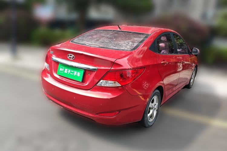 Used Hyundai Verna (older generation) 2010 Sedan 1.4L Automatic Fashionable GT Model Rear Right 45 Deg