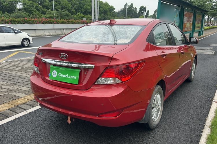 Used Hyundai Verna (older generation) 2010 Sedan 1.4L Manual Comfort GS Rear Right 45 Deg