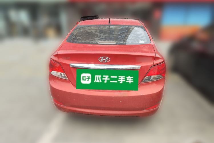 Used Hyundai Verna (older generation) 2010 Sedan 1.4L Automatic Luxury GLS Trim Rear