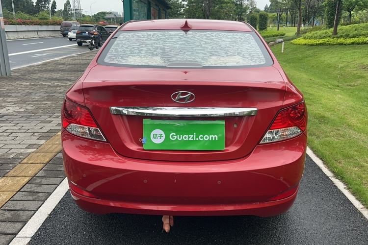 Used Hyundai Verna (older generation) 2010 Sedan 1.4L Manual Comfort GS Rear