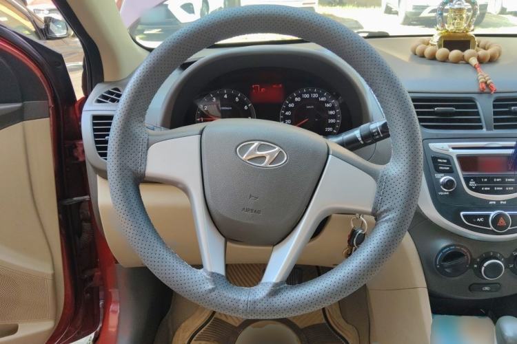 Used Hyundai Verna (older generation) 2010 Sedan 1.4L Automatic Fashionable GT Model Steering Wheel
