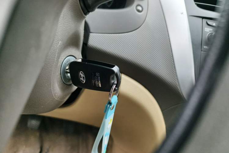 Used Hyundai Verna (older generation) 2010 Sedan 1.4L Manual Comfort GS Vehicle Key