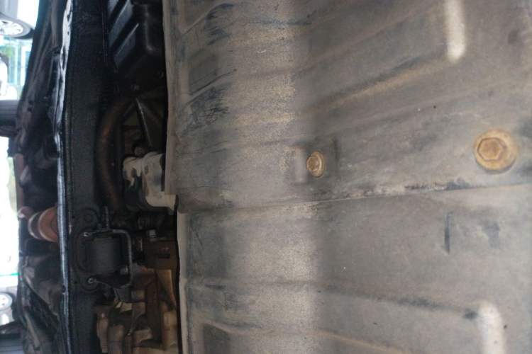 Used Hyundai Verna (older generation) 2010 Sedan 1.4L Manual Comfort GS Chassis Front
