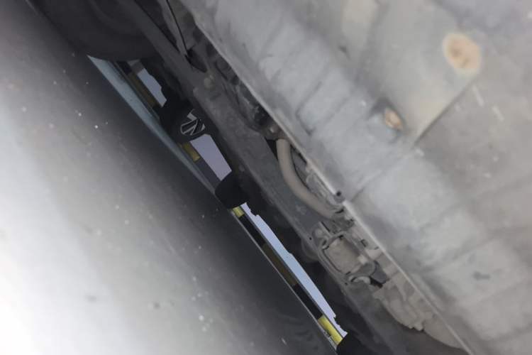 Used Hyundai Verna (older generation) 2010 Sedan 1.4L Manual Comfort GS Chassis Front