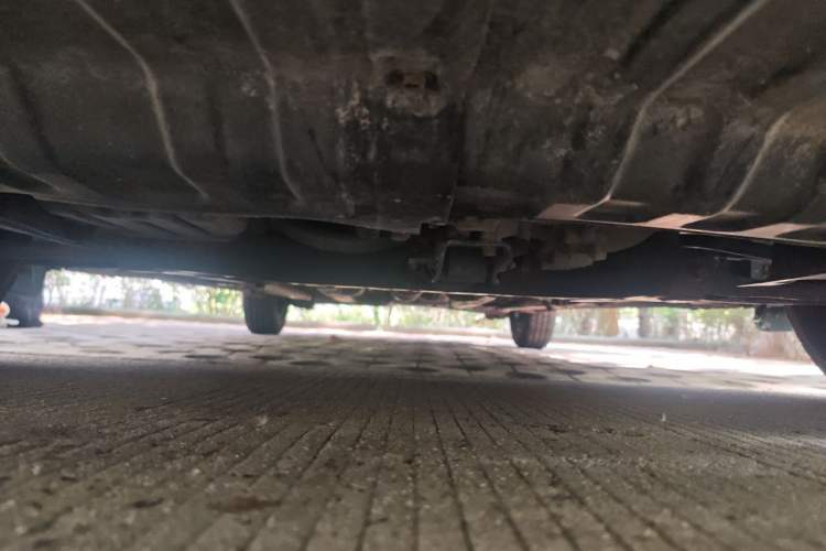 Used Hyundai Verna (older generation) 2010 Sedan 1.4L Manual Standard GL Model Chassis Front