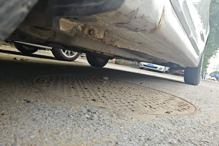 Used Hyundai Verna (older generation) 2010 Sedan 1.4L Automatic Fashionable GT Model Chassis Front Left