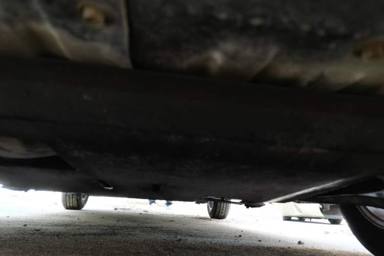 Used Hyundai Verna (older generation) 2010 Sedan 1.4L Manual Comfort GS Chassis Front