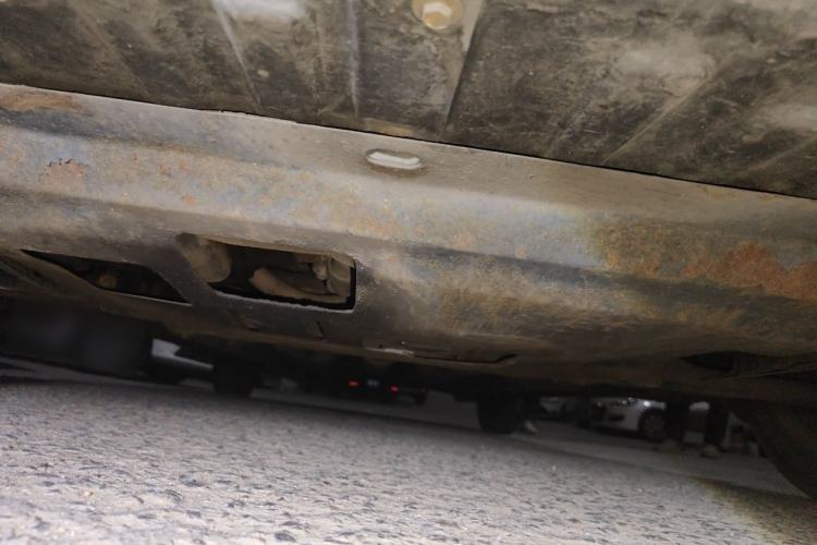 Used Hyundai Verna (older generation) 2010 Sedan 1.4L Manual Comfort GS Chassis Front