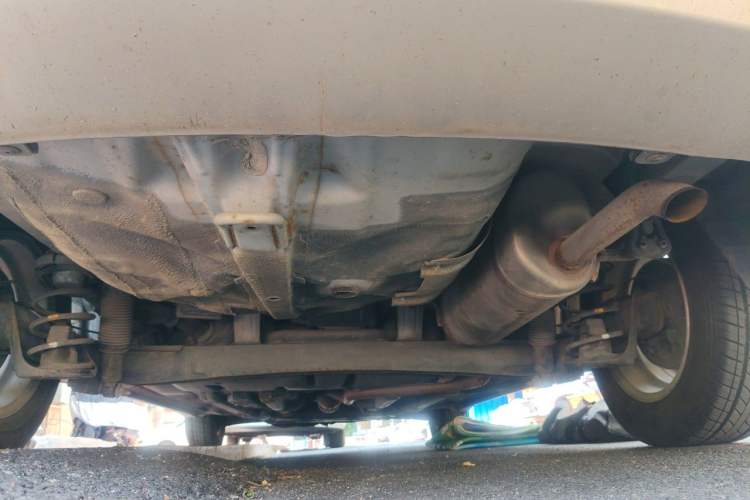 Used Hyundai Verna (older generation) 2010 Sedan 1.4L Automatic Fashionable GT Model Chassis Rear
