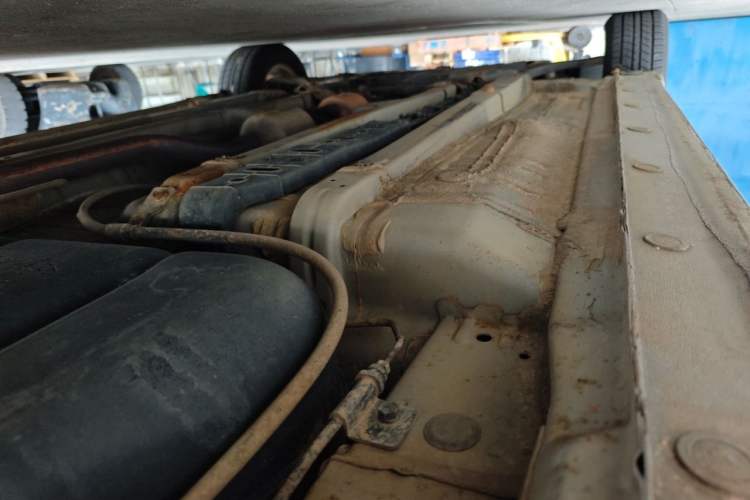 Used Hyundai Verna (older generation) 2010 Sedan 1.4L Automatic Comfort Model GS Chassis Rear Left