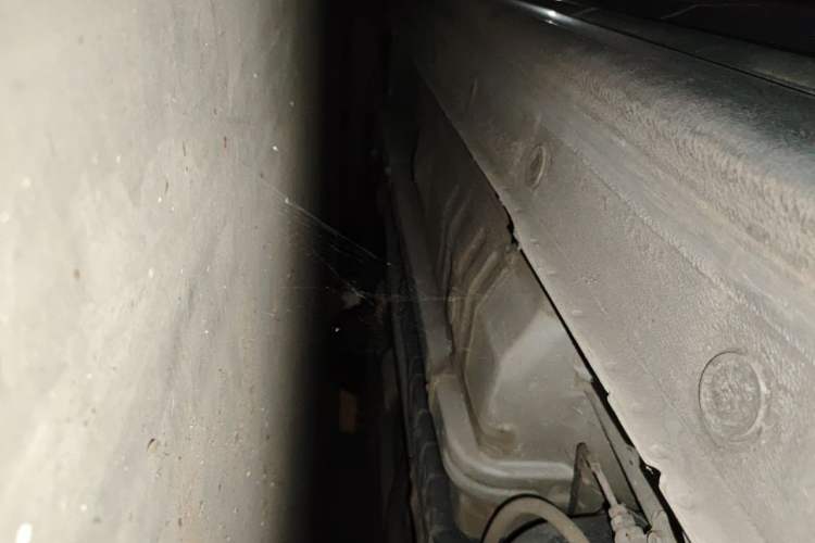Used Hyundai Verna (older generation) 2010 Sedan 1.4L Automatic Comfort Model GS Chassis Rear Left