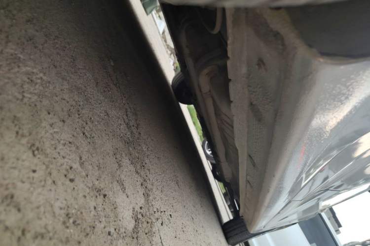 Used Hyundai Verna (older generation) 2010 Sedan 1.4L Automatic Comfort Model GS Chassis Rear Right