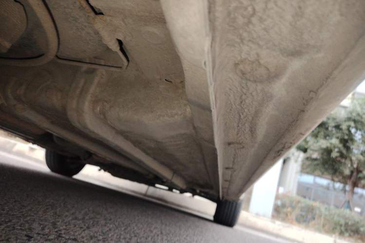 Used Hyundai Verna (older generation) 2010 Sedan 1.4L Manual Standard GL Model Chassis Rear Right