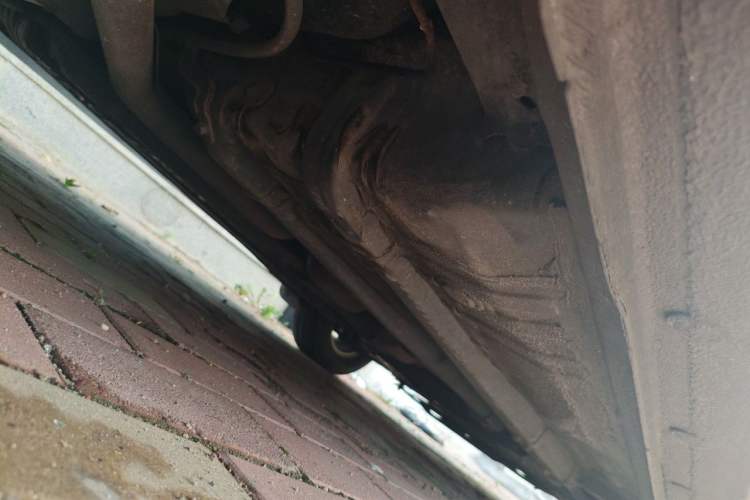 Used Hyundai Verna (older generation) 2010 Sedan 1.4L Automatic Comfort Model GS Chassis Rear Right