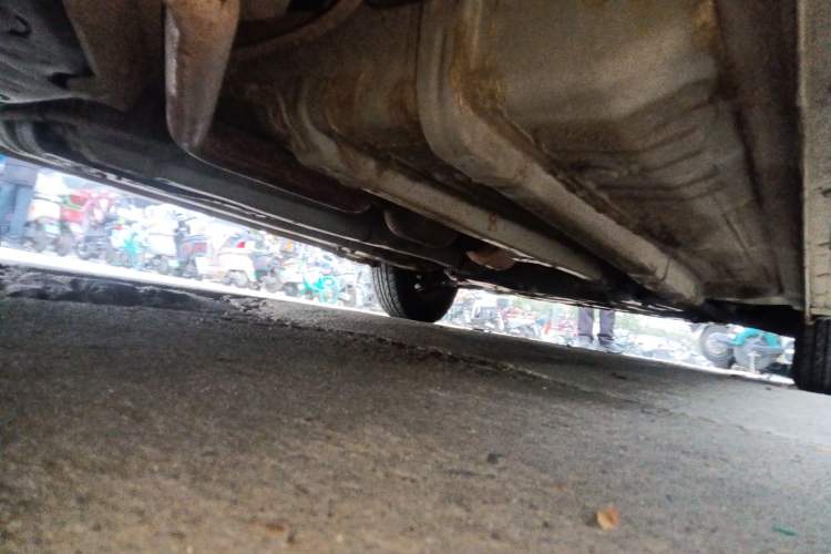 Used Hyundai Verna (older generation) 2010 Sedan 1.4L Manual Standard GL Model Chassis Rear Right