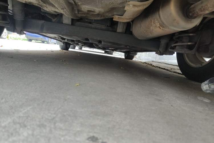 Used Hyundai Verna (older generation) 2010 Sedan 1.4L Automatic Fashionable GT Model Chassis Rear