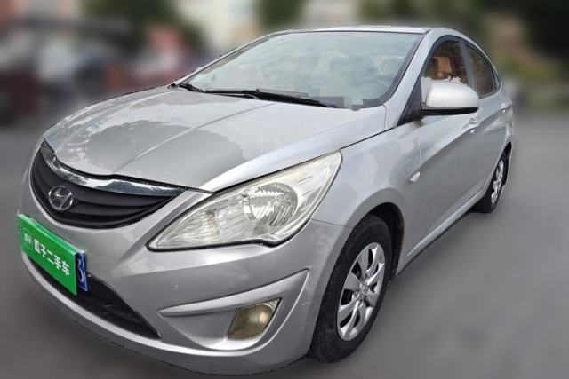 Used Hyundai Verna (older generation) 2010 Sedan 1.4L Manual BLUE Model