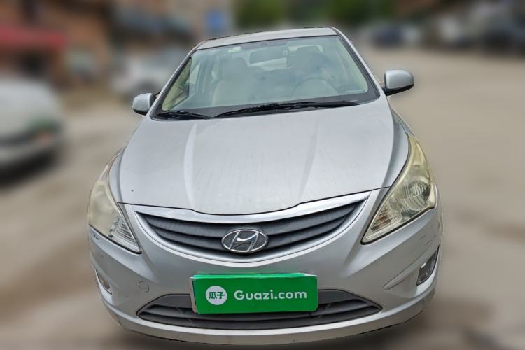 Used Hyundai Verna (older generation) 2010 Sedan 1.4L Manual Comfort GS Front
