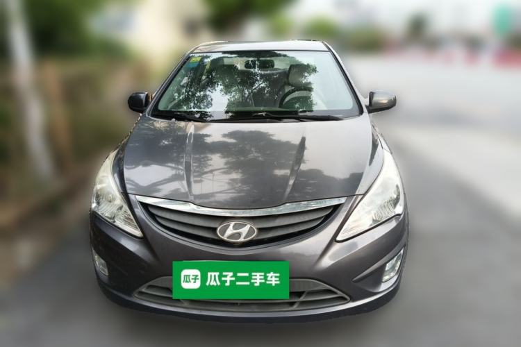 Used Hyundai Verna (older generation) 2010 Sedan 1.4L Manual Comfort GS Front