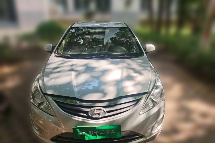 Used Hyundai Verna (older generation) 2010 Sedan 1.4L Manual Standard GL Model Front