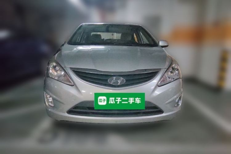 Used Hyundai Verna (older generation) 2010 Sedan 1.4L Manual Comfort GS Front